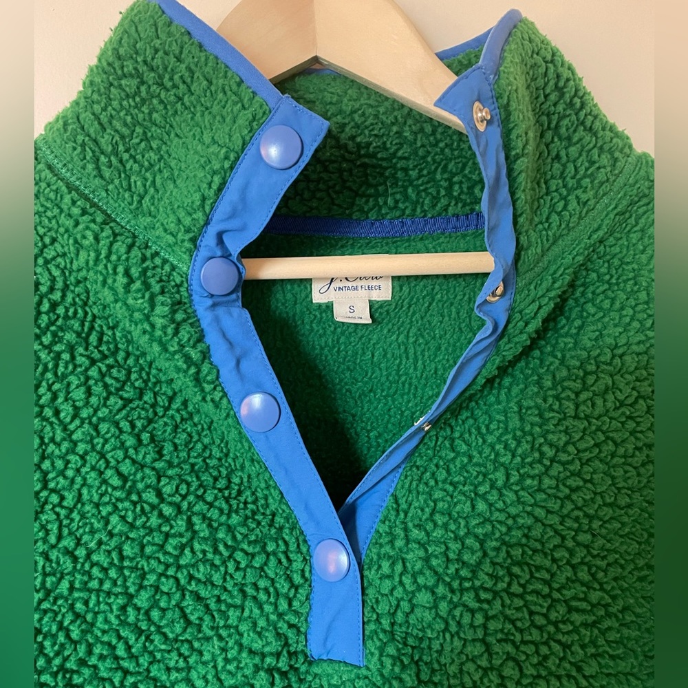Women’s J. Crew vintage fleece pullover size S